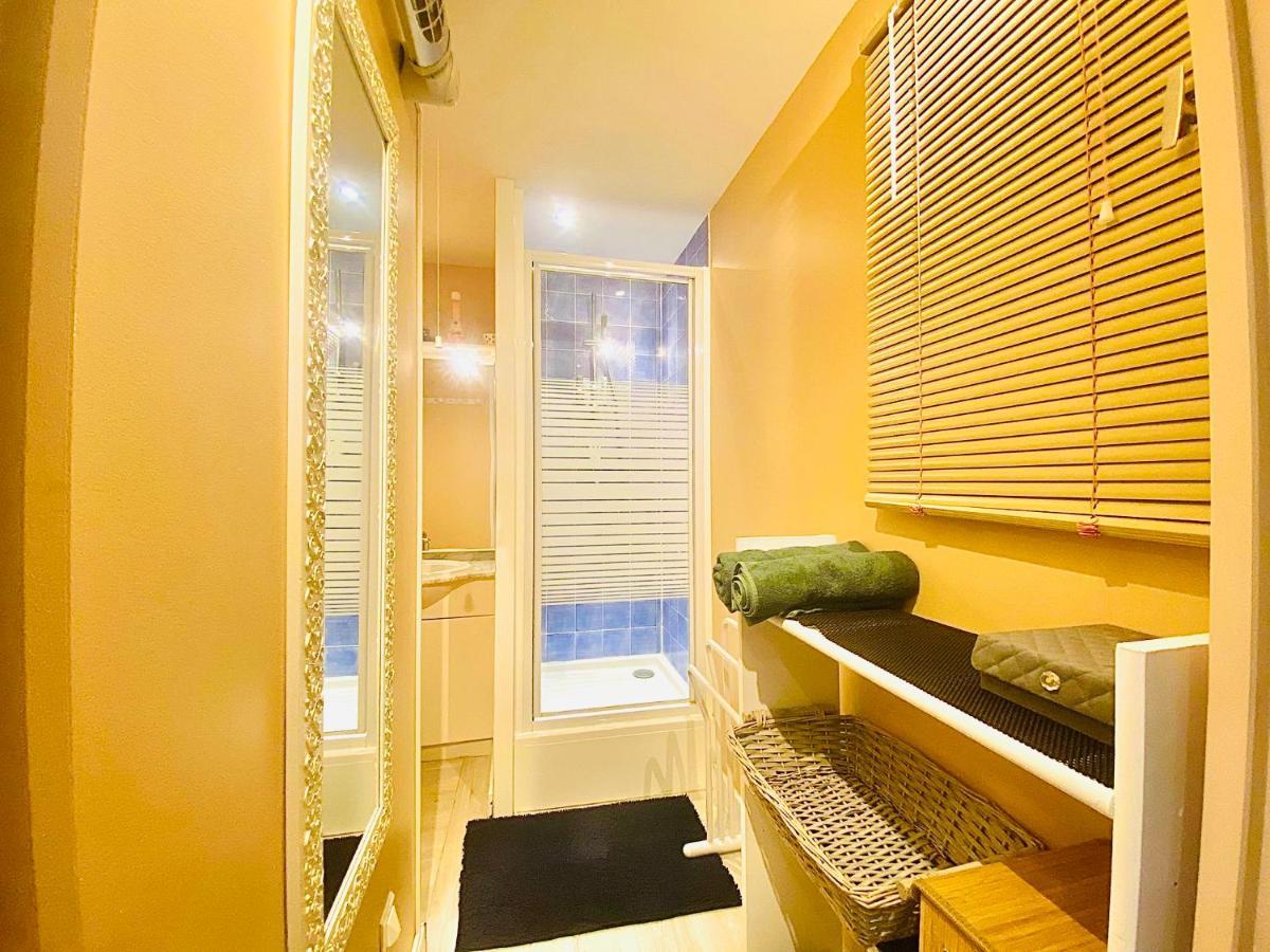 Appartement Proche Mer Avec Piscine Et Parking เฟลอรี ภายนอก รูปภาพ