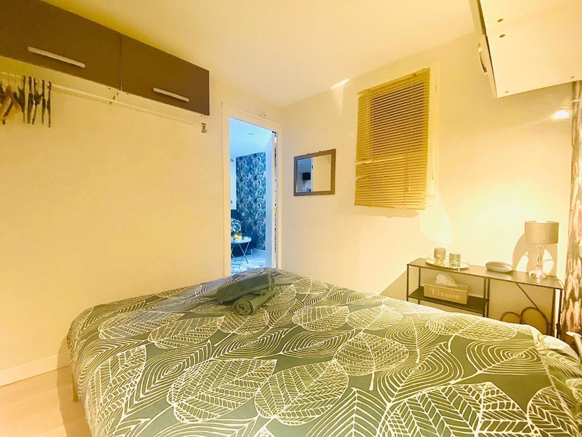 Appartement Proche Mer Avec Piscine Et Parking เฟลอรี ภายนอก รูปภาพ