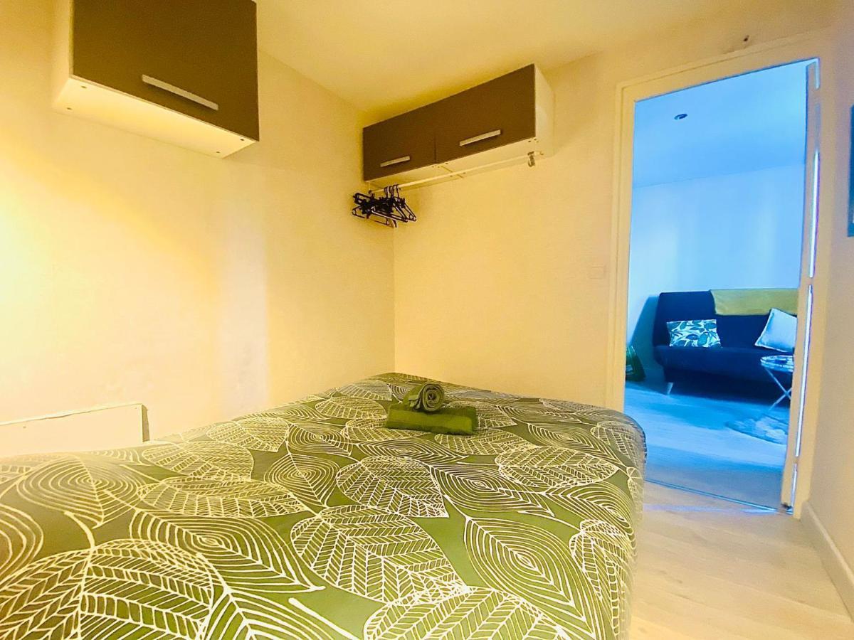 Appartement Proche Mer Avec Piscine Et Parking เฟลอรี ภายนอก รูปภาพ