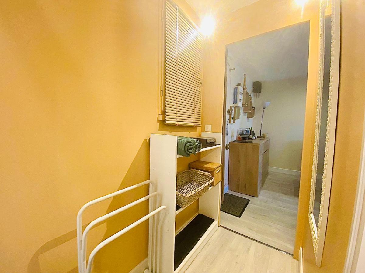 Appartement Proche Mer Avec Piscine Et Parking เฟลอรี ภายนอก รูปภาพ